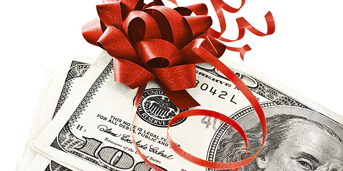 Bow on a $100 dollar bill